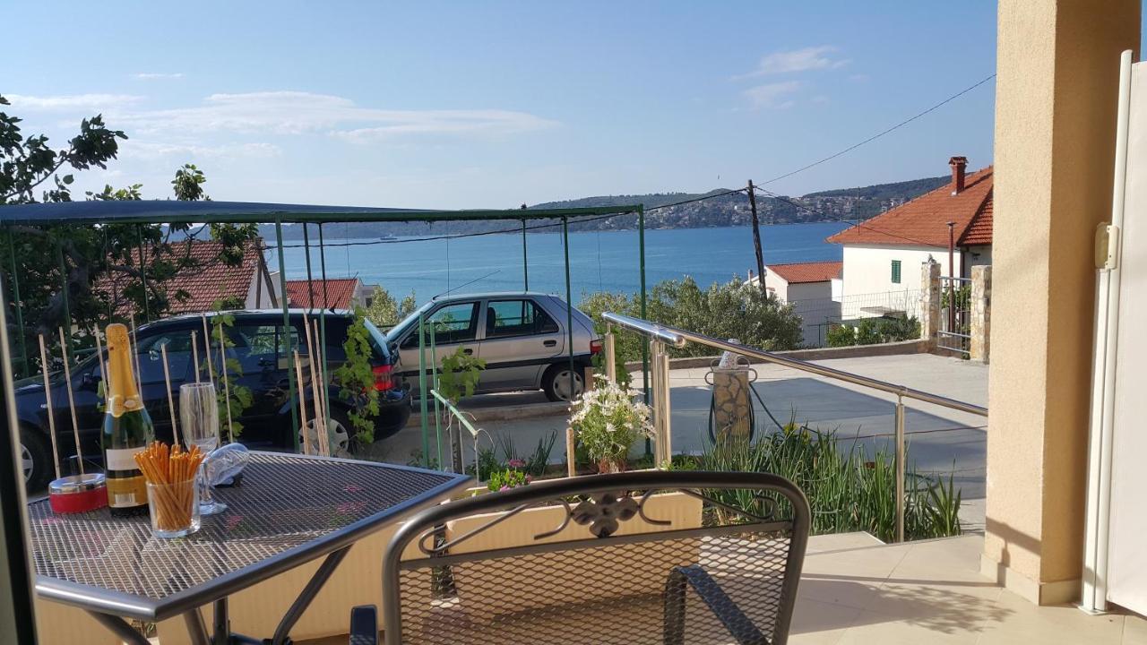 Apartments Anaivana Trogir Szoba fotó